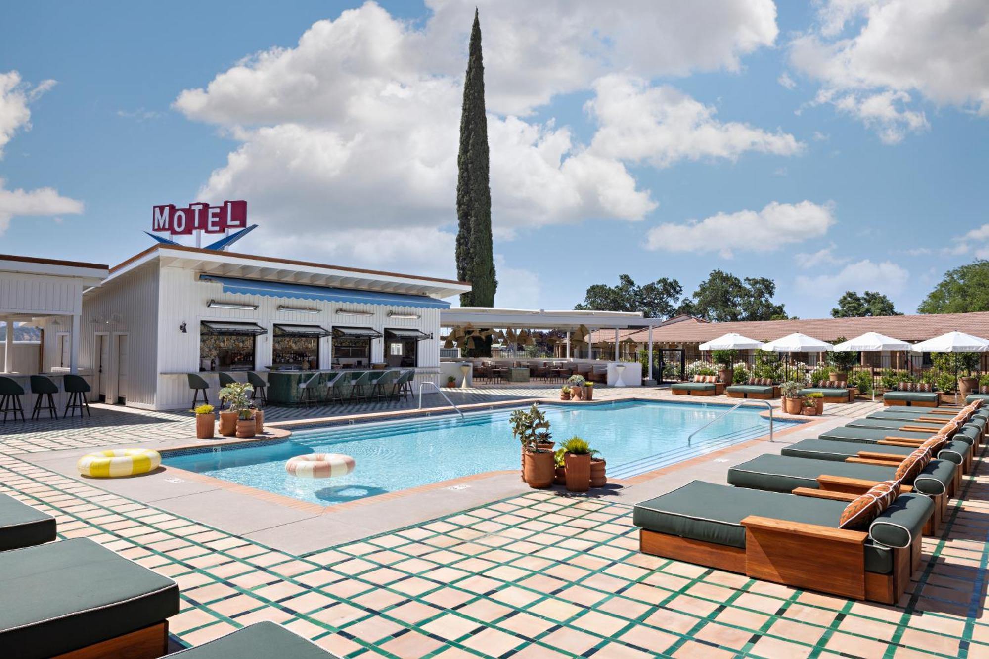 River Lodge Paso - 21 & Over Pool Пасо Роблес Екстериор снимка